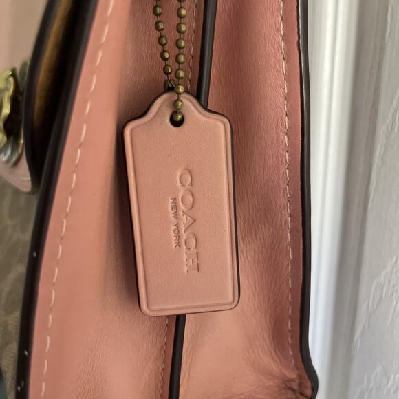 COACH Parker 30585 Pink C Logo Canvas+Leather. Shoulder+crossbody Bag purse - Picture 4 of 16